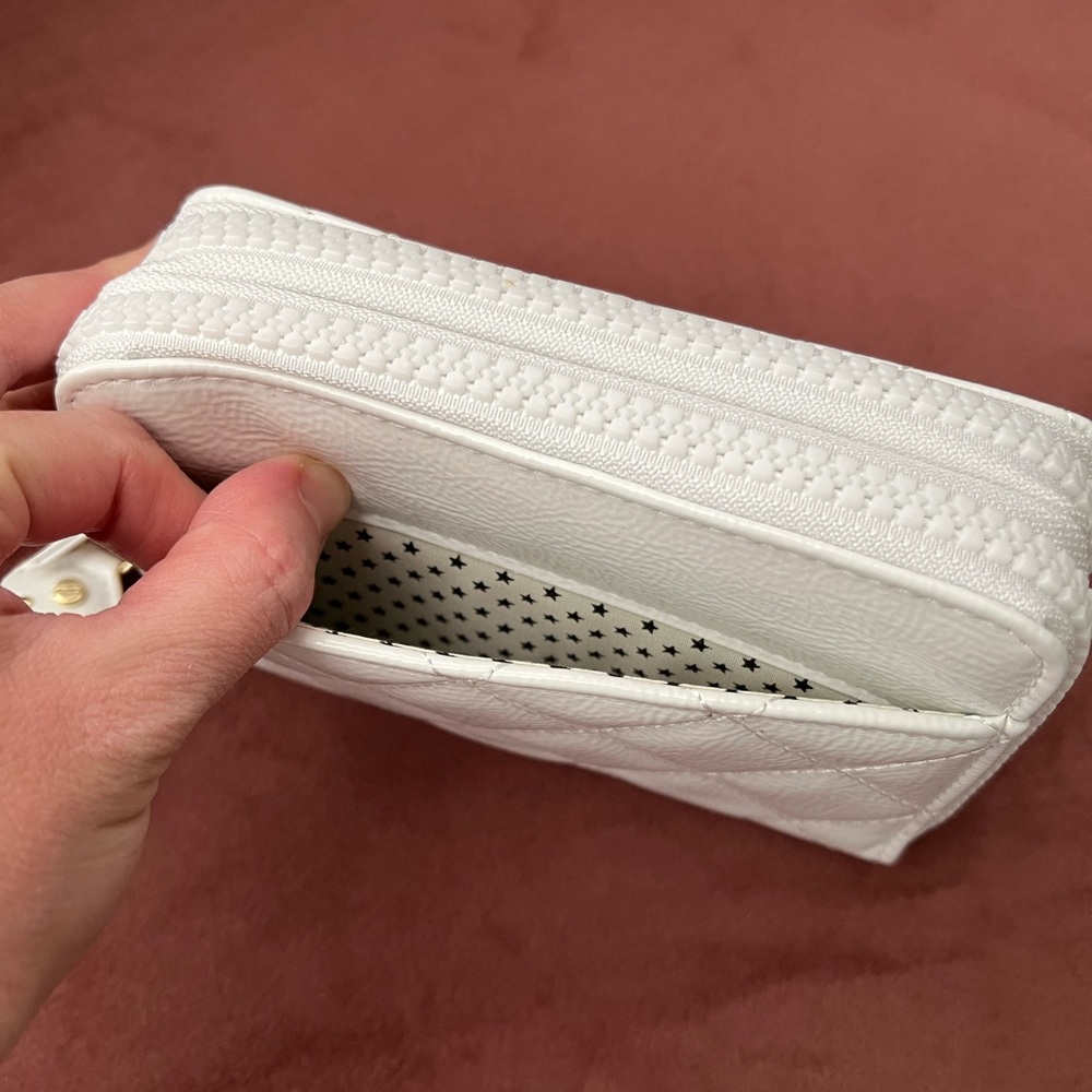 3/$18 White Quilted Faux Patent Leather Wallet with Wrist Strap - Picture 3 of 7